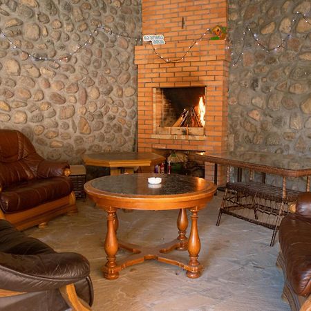 Guest House Oxygen Kazbegi Exterior foto